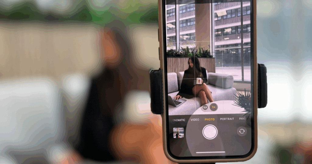 Instagramのリール撮影をする様子